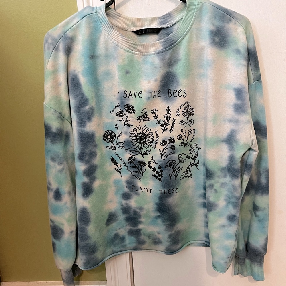 Fun tie dye save the bees crew neck